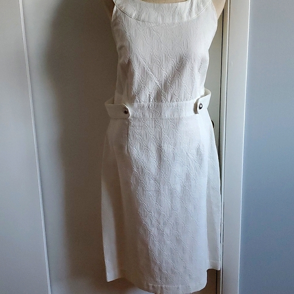 White Dress - Picture 2 of 5